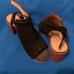 Franco Sarto, size 7, black sandals